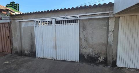 Casa à venda em Brasília, Santa Maria, com 2 quartos, com 130 m²